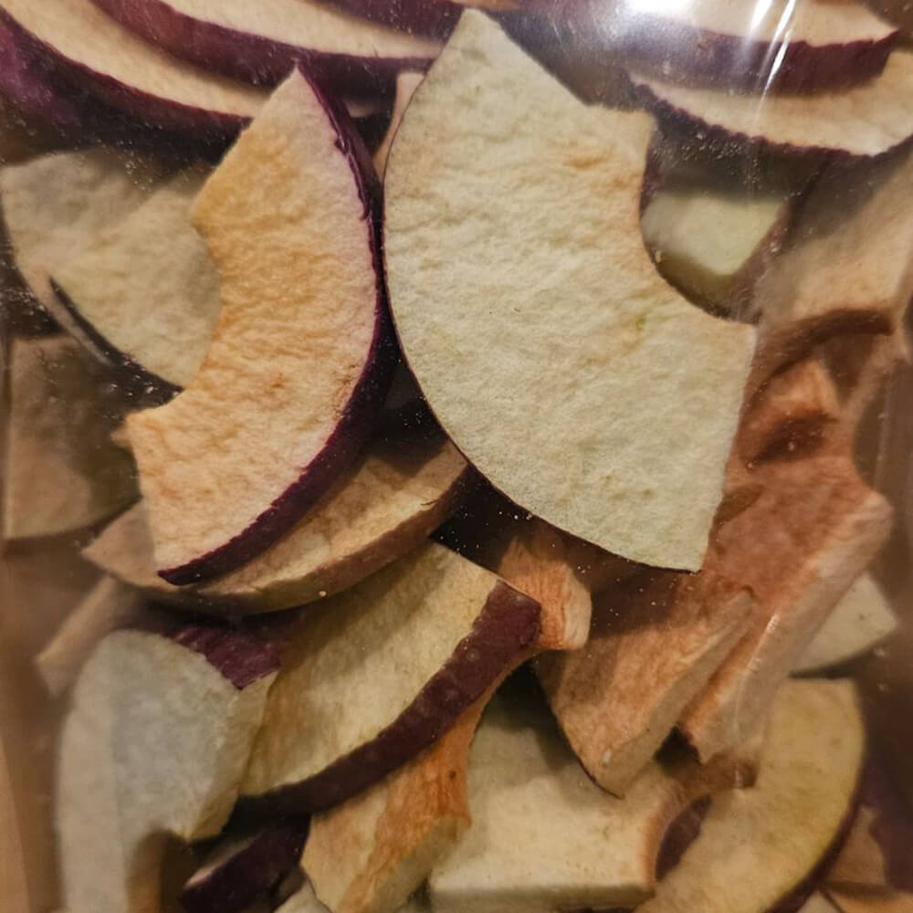 freeze-dried apples